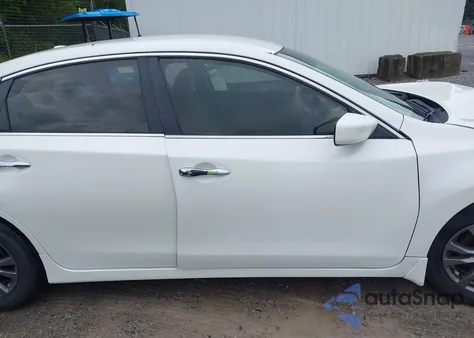 2015 Nissan Altima 2.5 S from USA, damaged, VIN 1N4AL3AP0FC599262